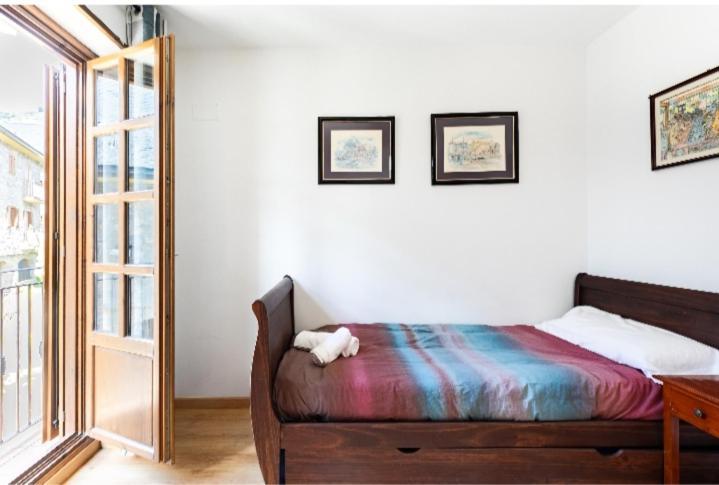 Apartamentos Bubal Pena Telera El Pueyo de Jaca Ruang foto